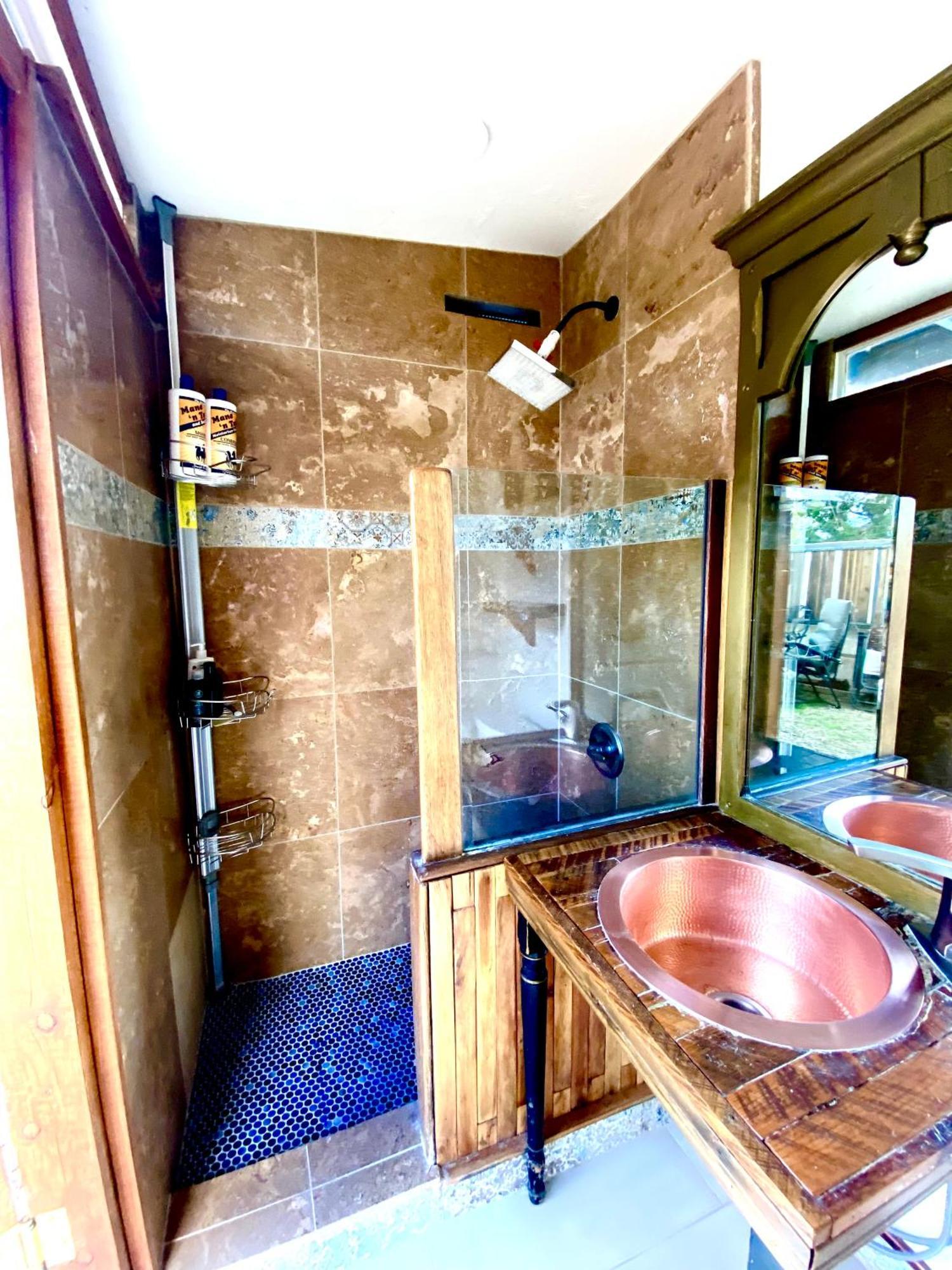 ホテル Sedona Camp Tiny House エクステリア 写真